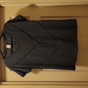 NWOT charcoal outside seam V lines top